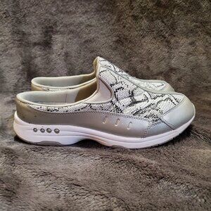 Easy Spirit Traveltime Mule Slip On Clog Mule Silver/Snakeskin Women's 9.5W